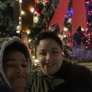 Meet your Posher, Carla